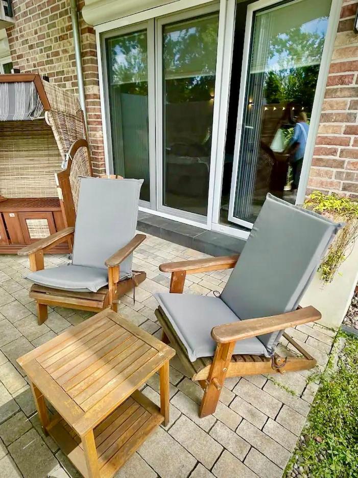 Kleine Auszeit -- Inklusive Parkplatz & Wifi, Geschirrspueler, Waschmaschine & Terrasse Mit Strandkorb -- Perfekt Fuer Urlaub & Business Scharbeutz Ngoại thất bức ảnh
